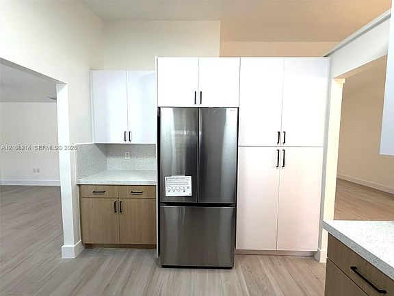 5th image of 3380 SW 140th Ave
