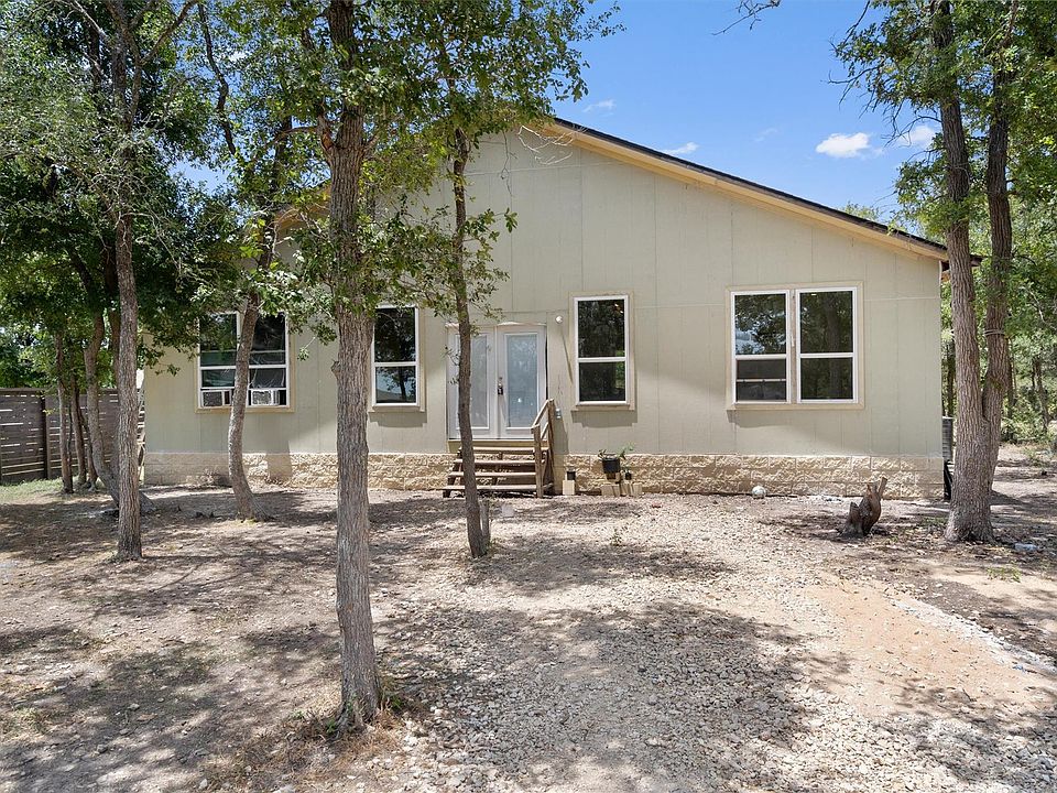 1st image of 134 Plumeria Dr