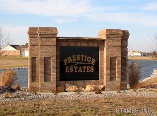 65 Jasons Point, Highland, IL 62249