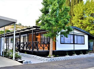 32 Nottingham Rd, Westlake Village, CA 91361