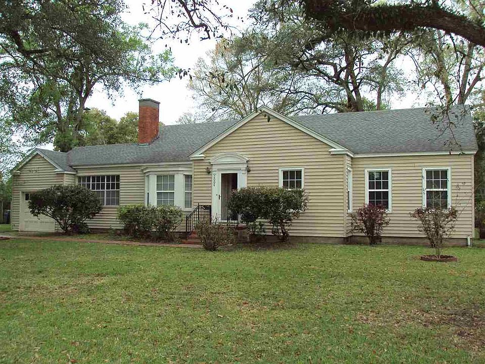 1st image of 2004 W Hart Ave