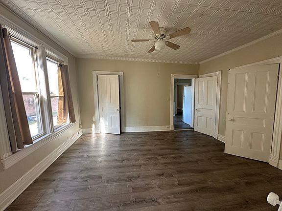 2nd image of 610 Church St #2S