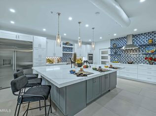 8100 E Camelback Rd #7, Scottsdale, AZ 85251