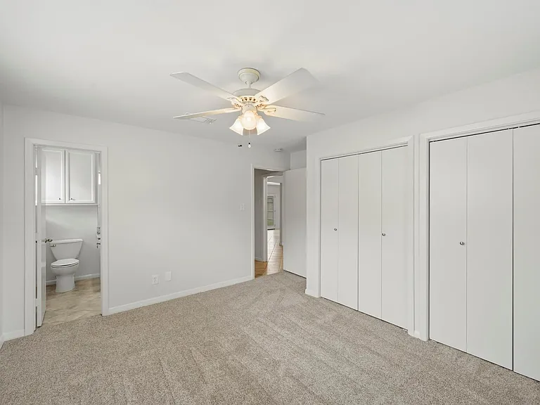 10503 Shadow Wood Dr — Photo 20
