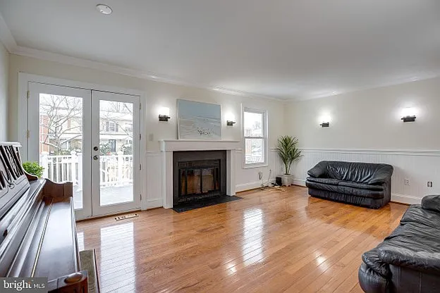 3205 Silverstone Ct — Photo 1