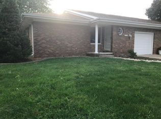 303 S Oxford Rd, Springfield, IL 62704