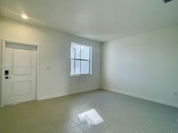 5th image of 2882 SE 26th Ter