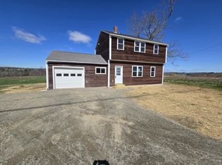 456 River Rd, Benton, ME 04901