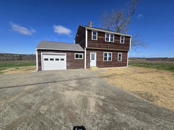 456 River Road, Benton, ME 04901