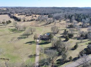 635 E Robertson Rd, Castalian Springs, TN 37031