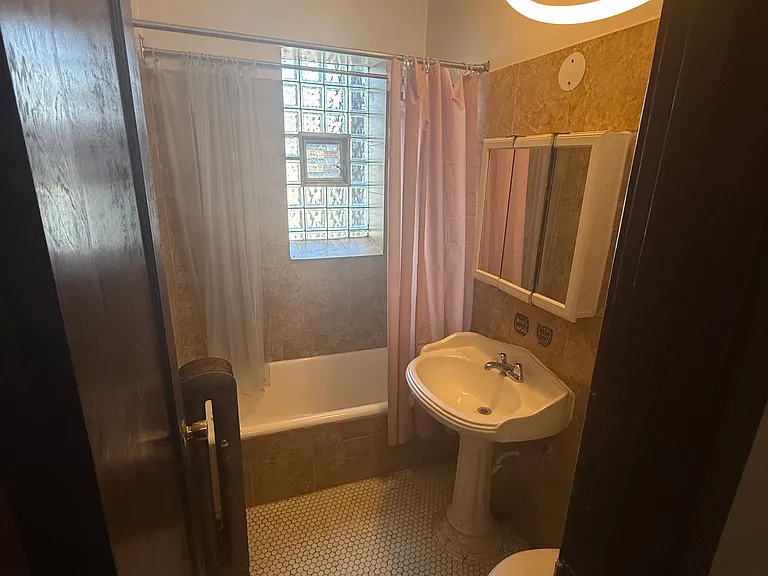 4300 N Pulaski Rd #4006-3G — Photo 12