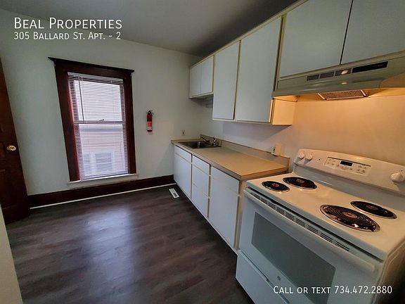 3rd image of 305 Ballard St APT 2