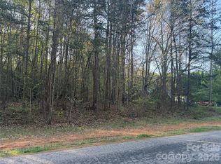 1280 Forest Ridge Rd #18, Bessemer City, NC 28016
