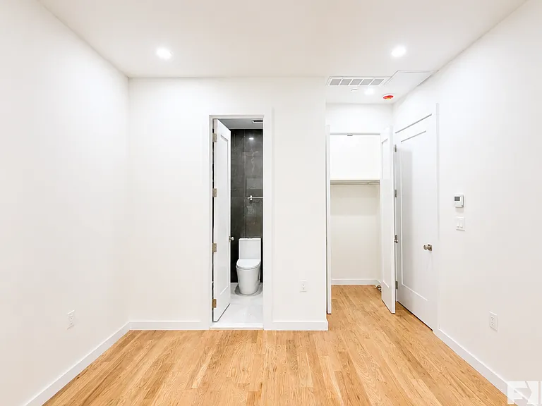 382 Chauncey St #1 — Photo 7