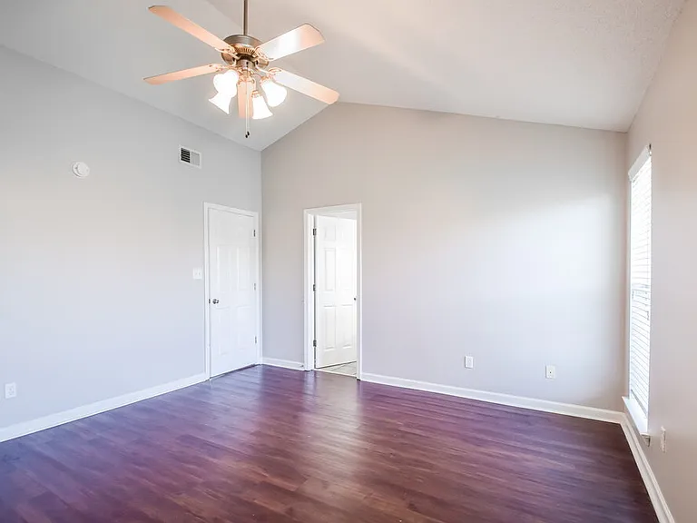 6379 Sandbourne E — Photo 10