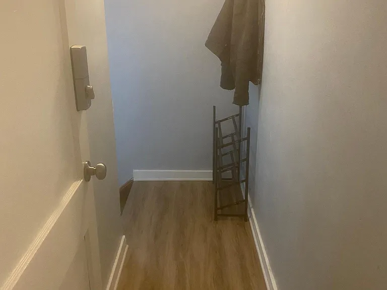 1418 Irvine Ave NW #C — Photo 13