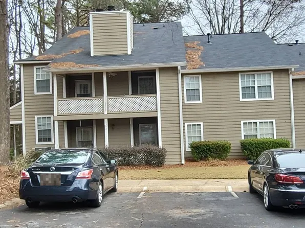 6390 Magnolia Ln, Morrow, GA 30260