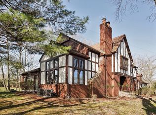 4 Frances Ln, Scotch Plains, NJ 07076