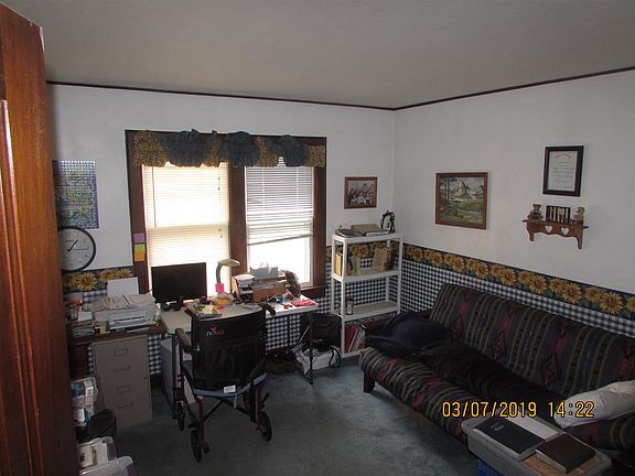 5th image of 2201 S Main St