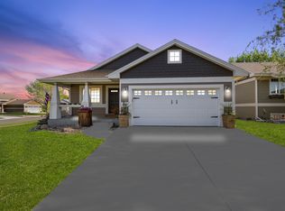 530 Cardinal Drive Cir, Brookings, SD 57006