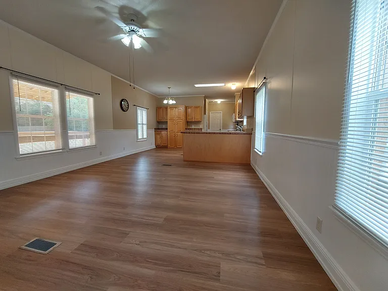 Through the front door, the greatroom is Huge - ~15'x 35', with 9' ceiling!