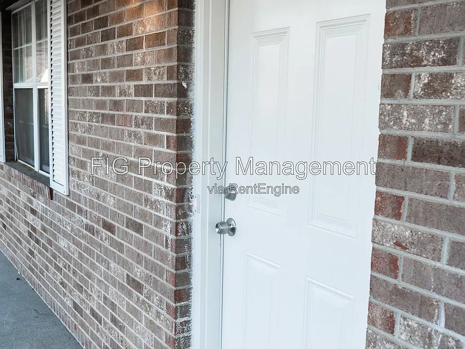 706 E Inskip Dr #11
