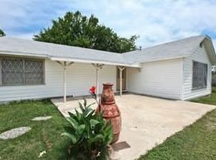 503 E Elm St, Granger, TX 76530