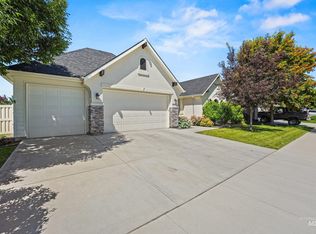 9497 S Macadan Way, Kuna, ID 83634