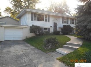 5021 N 49th St, Omaha, NE 68104