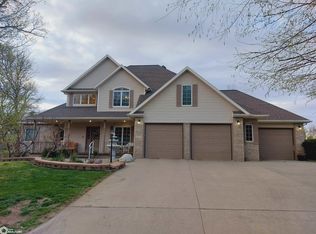 1201 Inman Dr, Red Oak, IA 51566