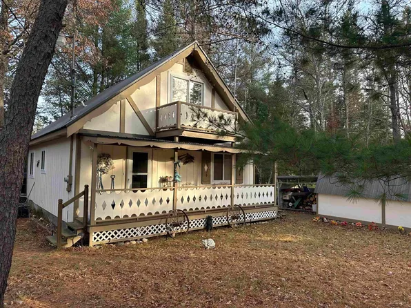 2832 Creekview Dr, Grayling, MI 49738