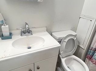 10417 Hillside Ln, Fredericksburg, VA 22408