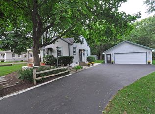 1520 2nd St, Winthrop Harbor, IL 60096