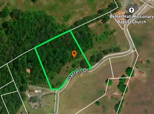 Garrett Dr, Laurens, SC 29360