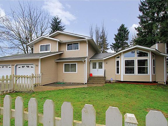 5th image of 22241 105th Ave SE