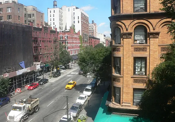 Rented by K.Chang Realty | media 15