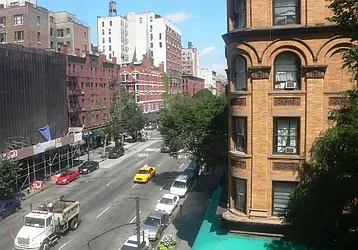 Rented by K.Chang Realty