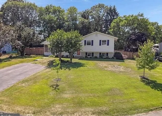 4 bed, 1880 sqft, $1,250 — Photo 3