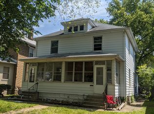 1908 3rd St, Moline, IL 61265