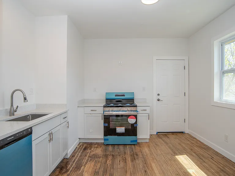 6222 Hecla St — Photo 10