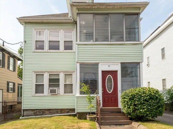 51 Essex St, Swampscott, MA 01907
