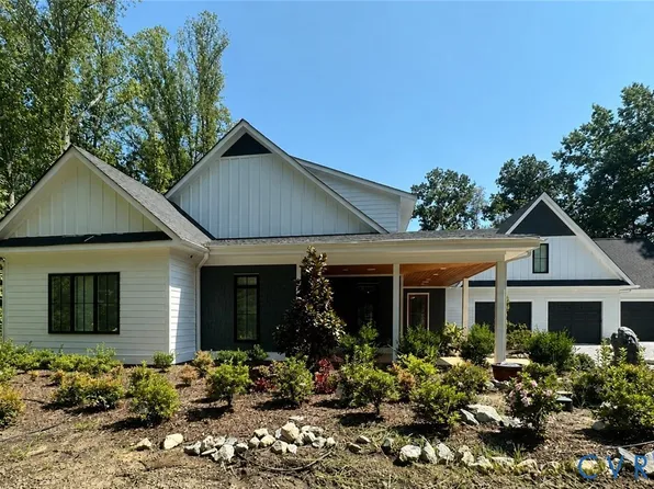 1105 Elizabeth Ln, Maidens, VA 23102