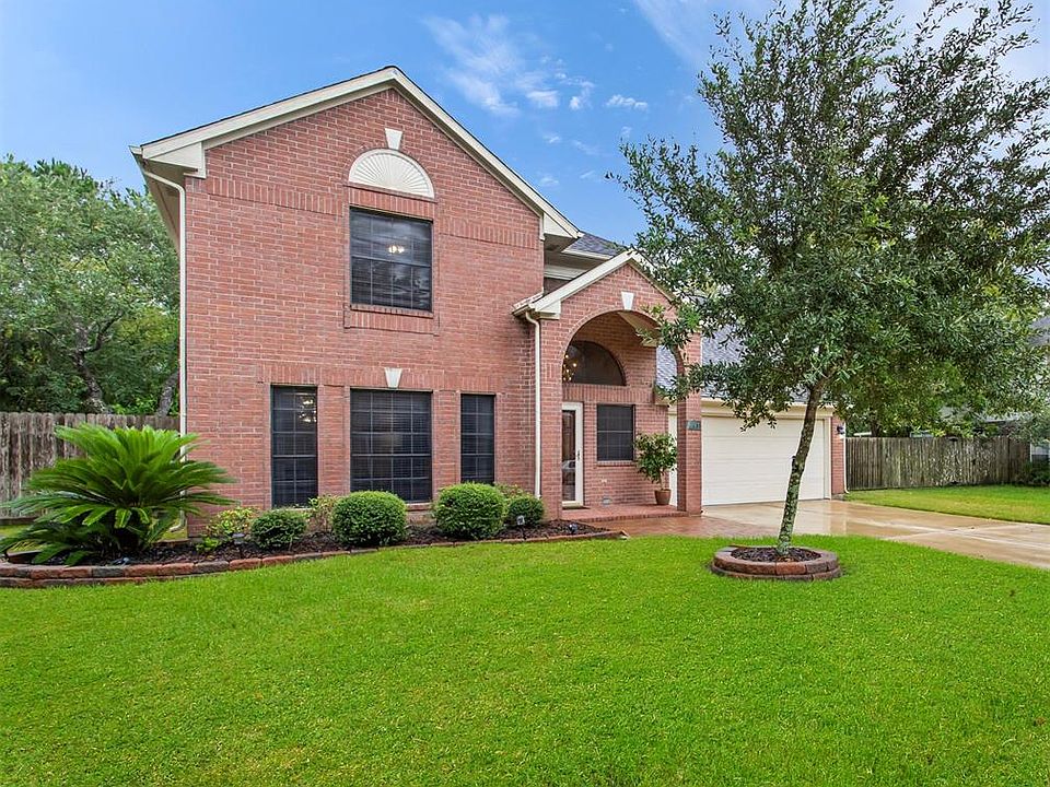 1st image of 4101 De Leon Ln