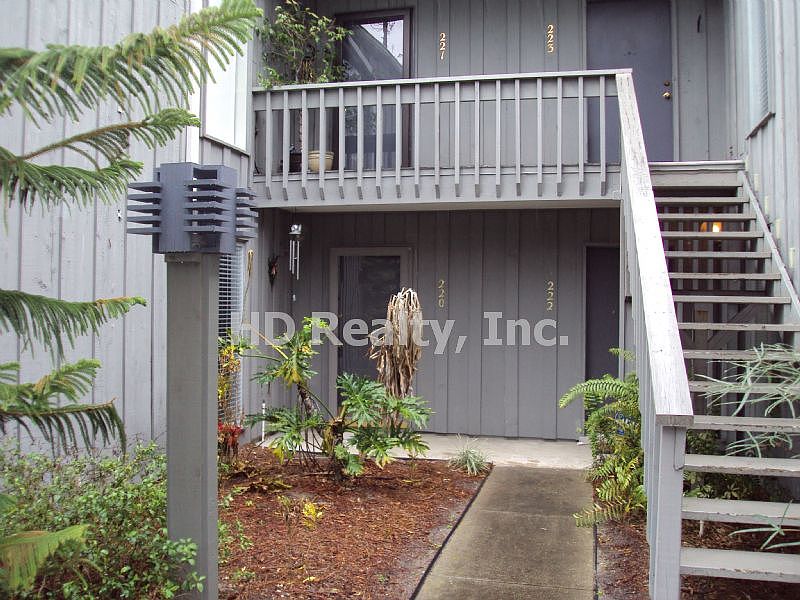 1st image of 220 Crown Oaks Way #220