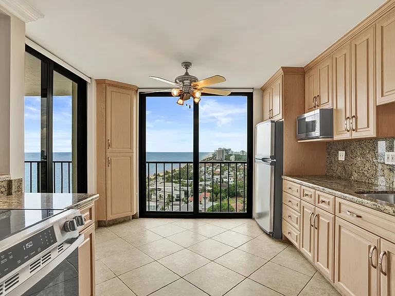 1901 N Ocean Blvd #STHC — Photo 9