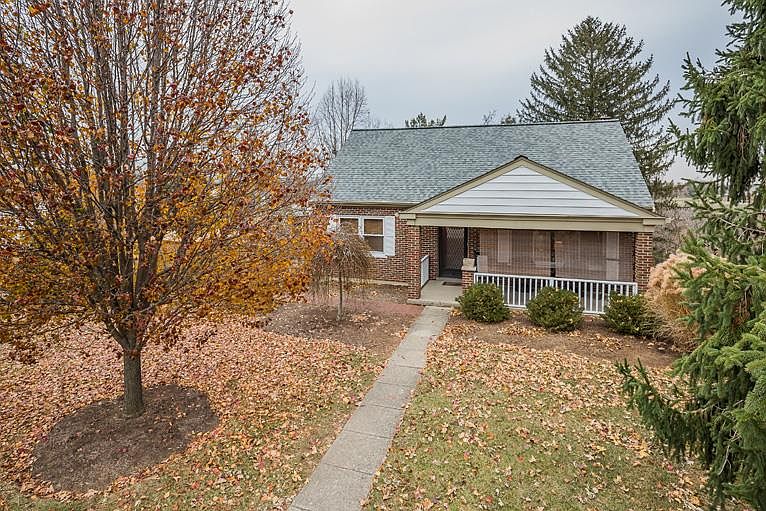 1st image of 8 Spillman Dr