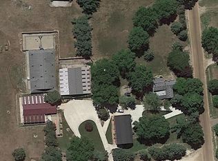 3650 Hogback Rd, Fowlerville, MI 48836