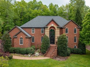 26 Ridgerock Dr, Signal Mountain, TN 37377