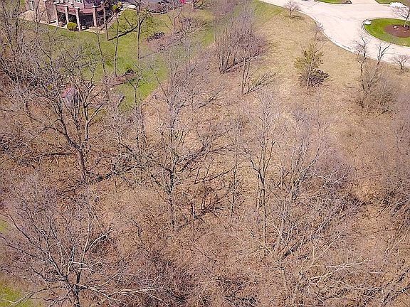 4th image of 3102 Hawthorn Hills Ln