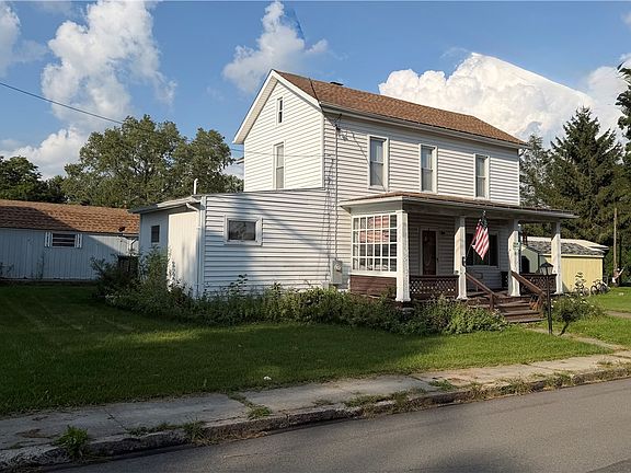 2nd image of 411 North St